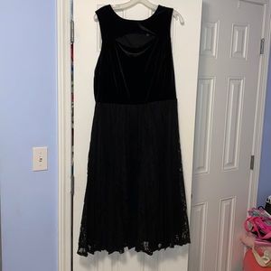 2/$25 Lane Bryant Velvet and Lace Dress